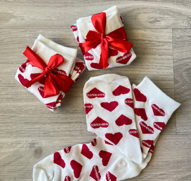 Red hearts socks