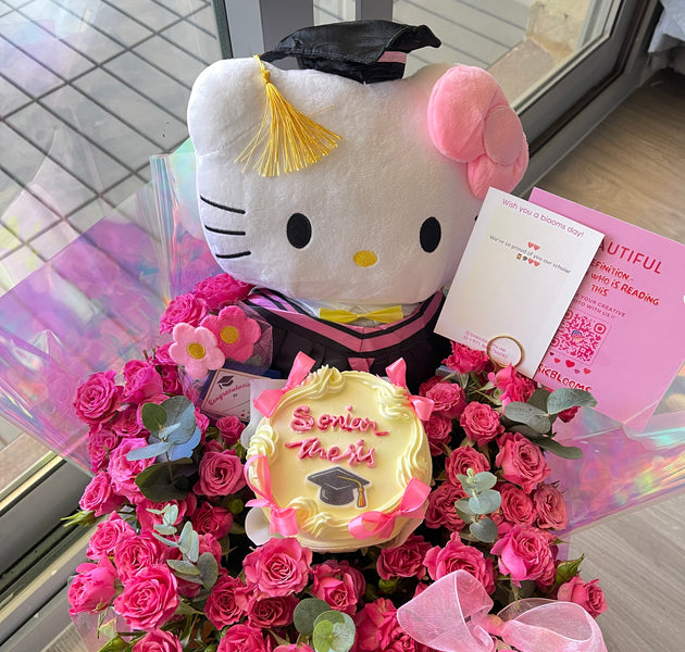 Graduation HelloKitty bouquet