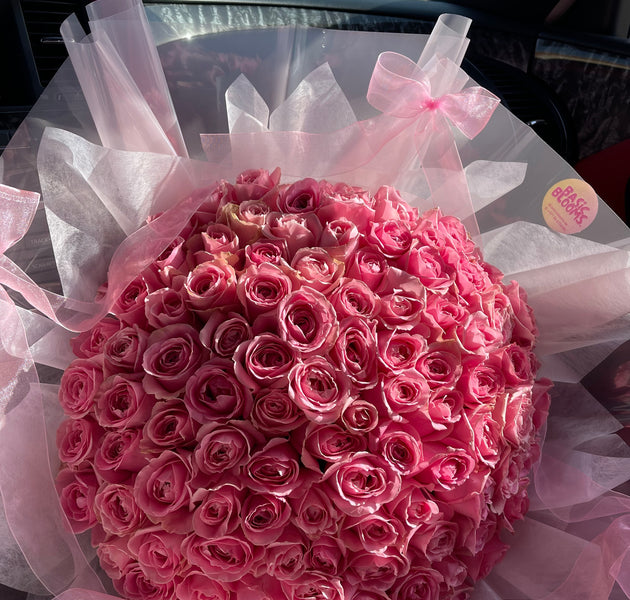 100 pink roses bouquet