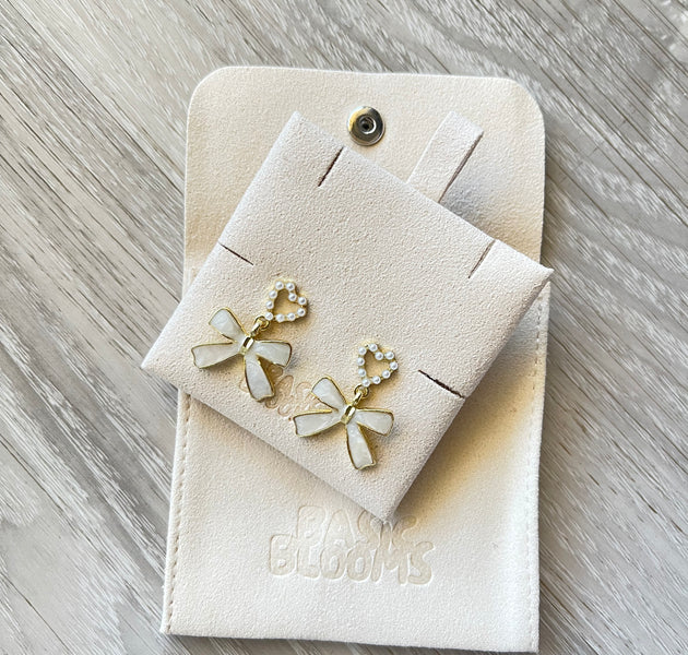 HeartXbows earrings