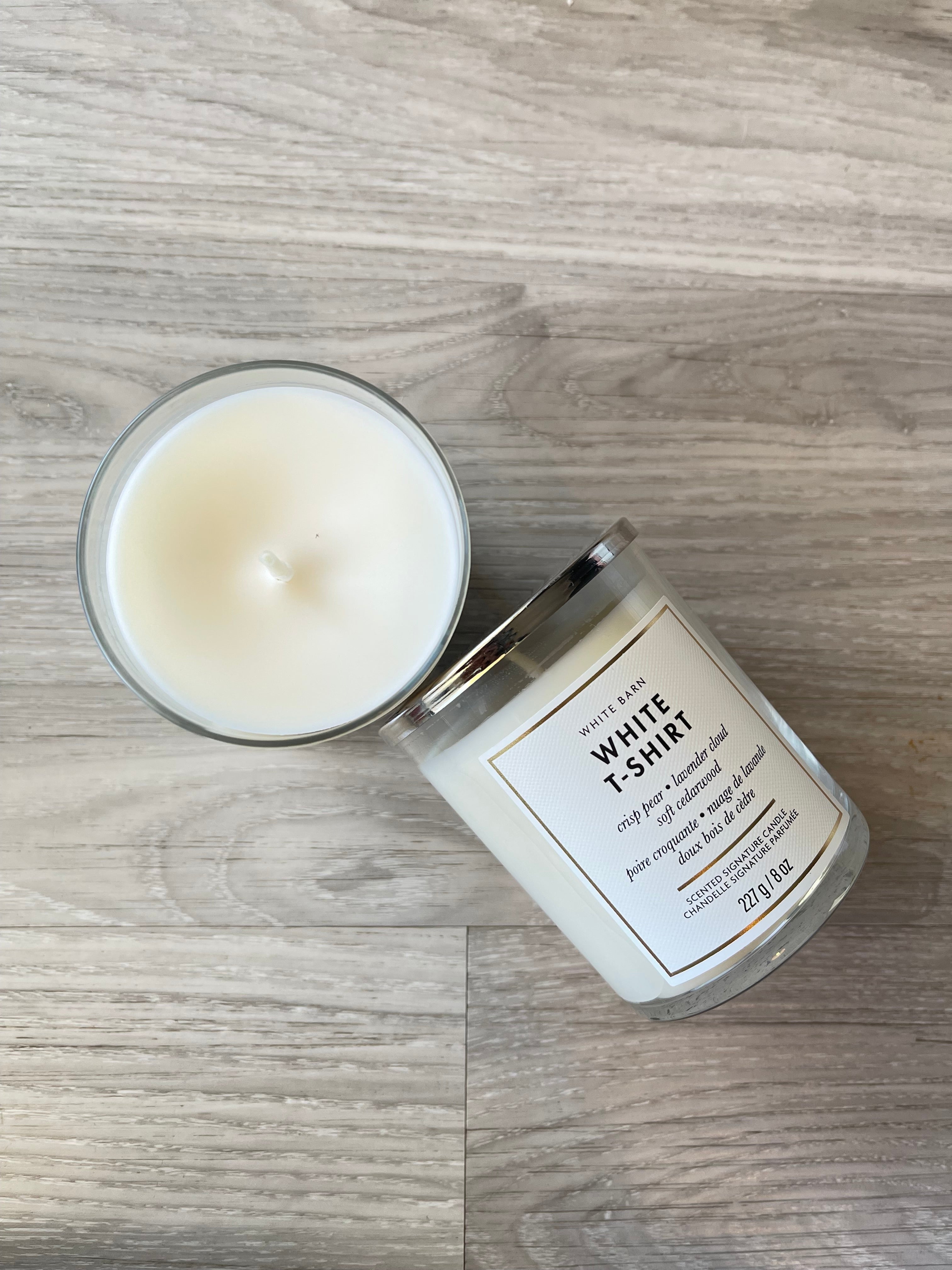 White t-shirt candle🤍