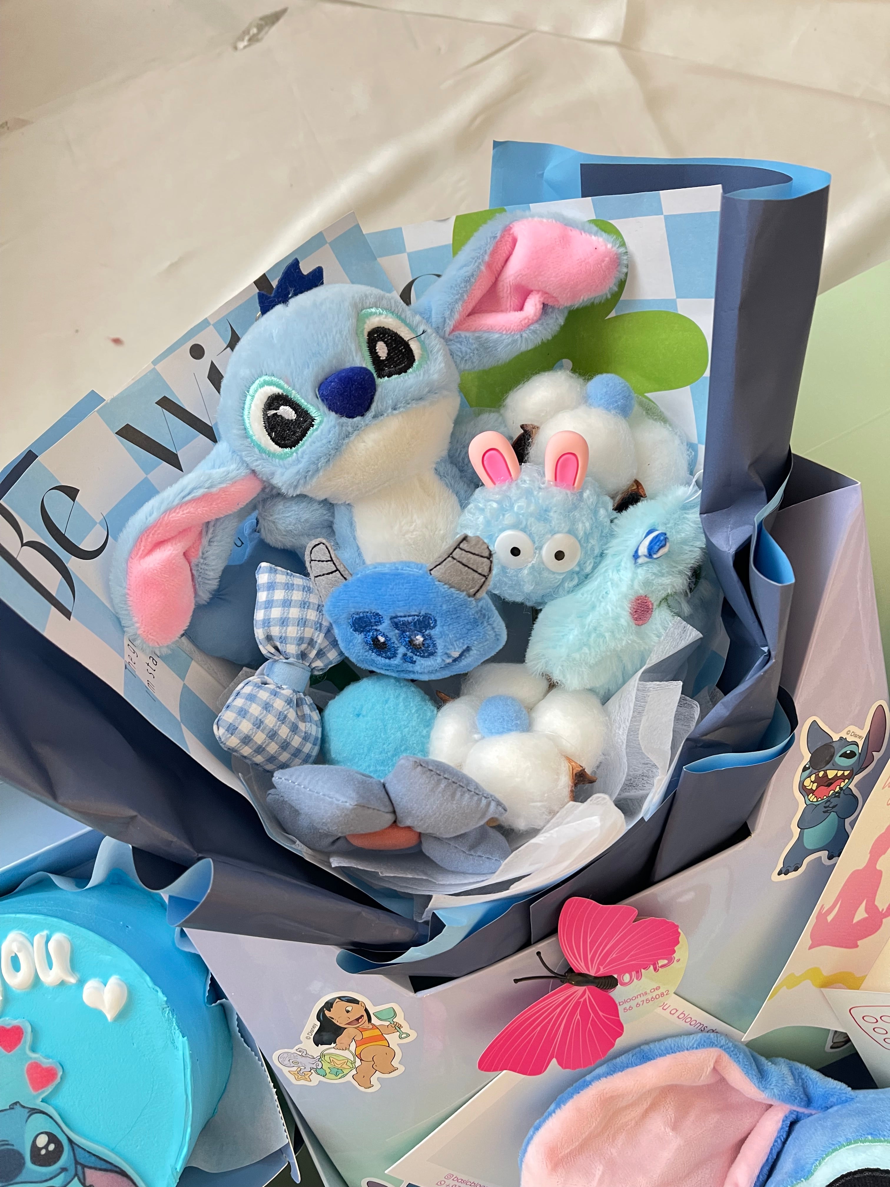 Love stitch box💙