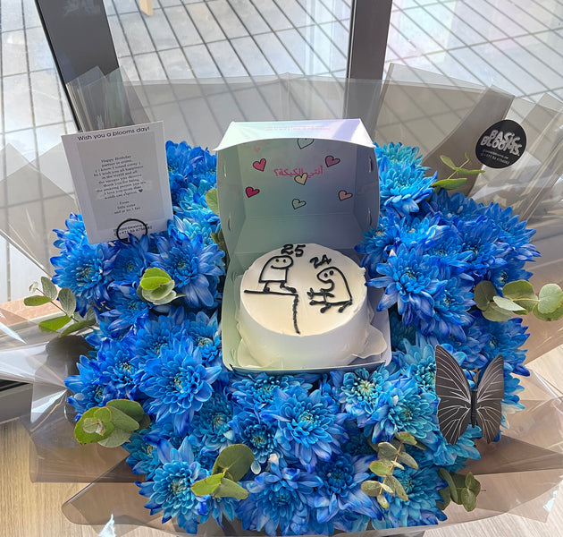 Special blue bouquet with cake