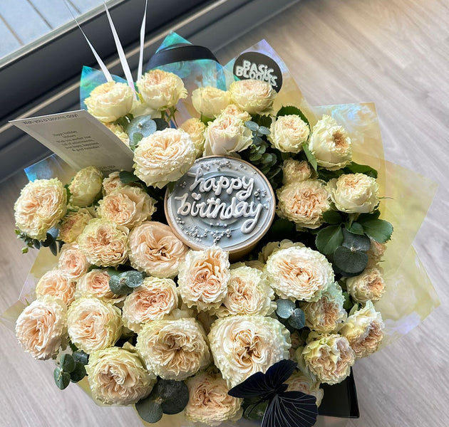 Flowers bouquet & cake