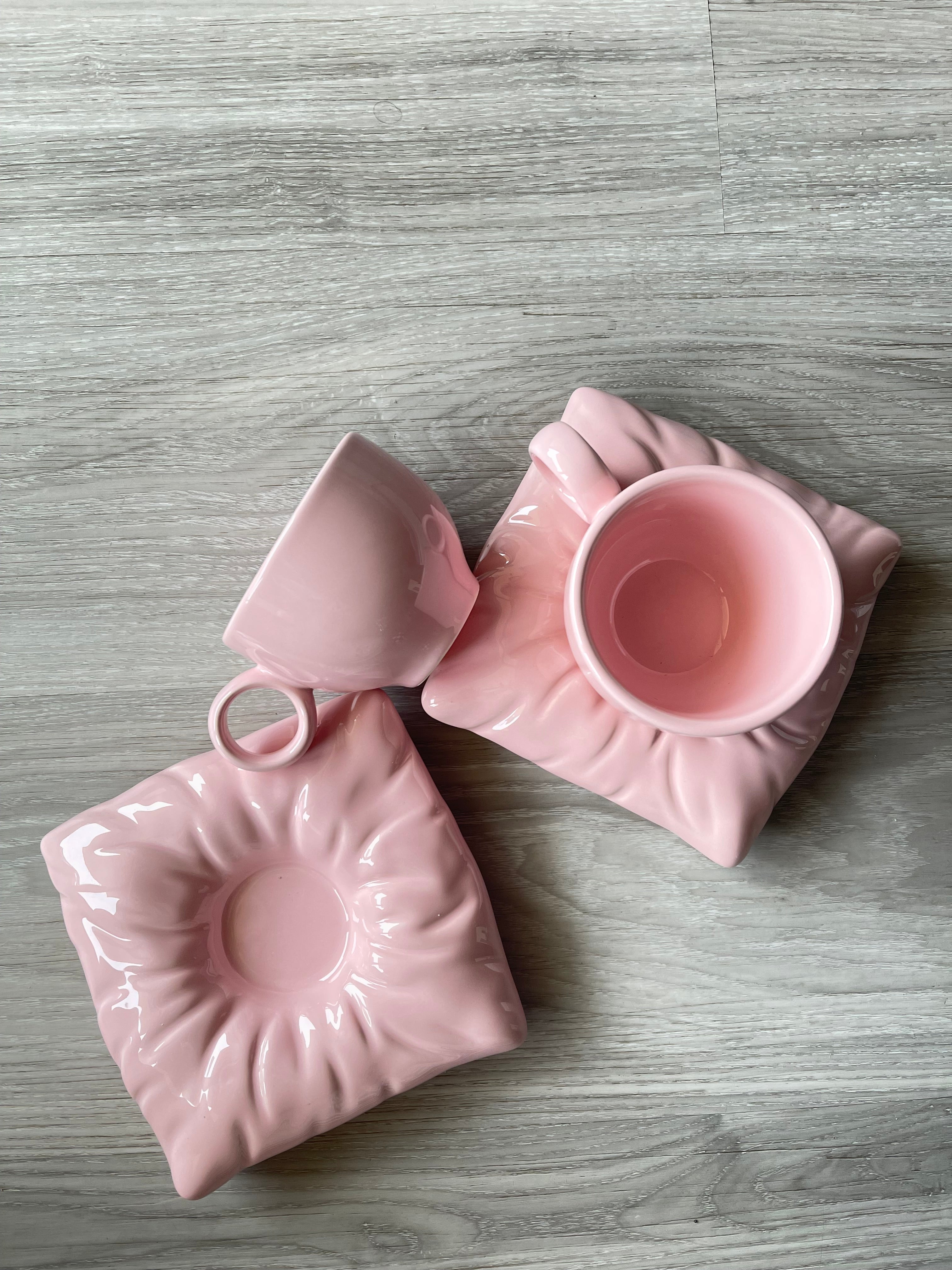 Pink pillow cup