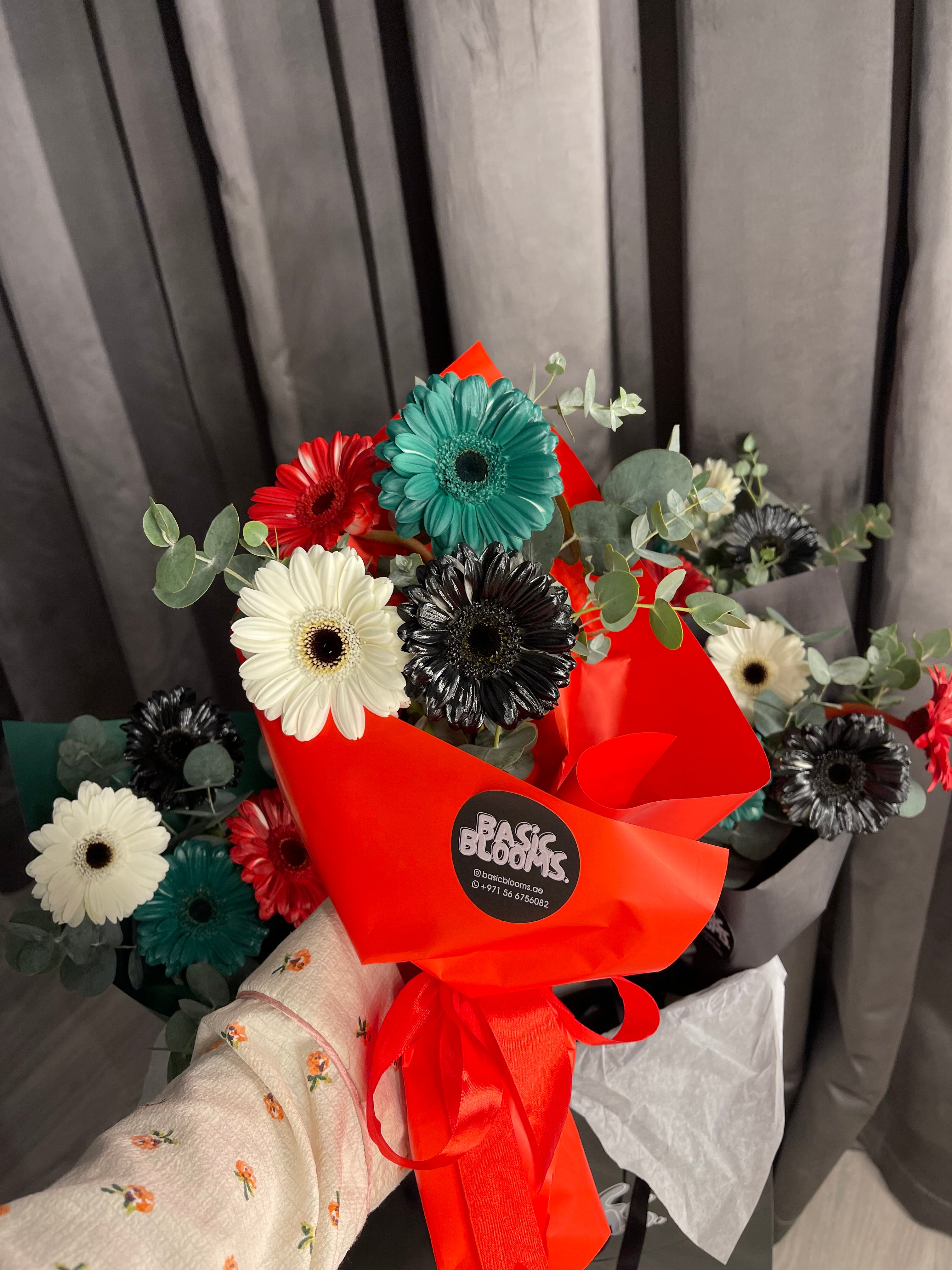 4 mini bouquet 🇦🇪