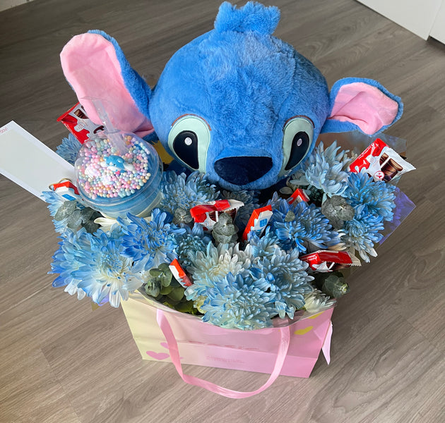 Stitch bouquet with kinder