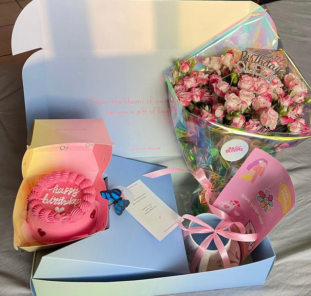 Flowers box with card