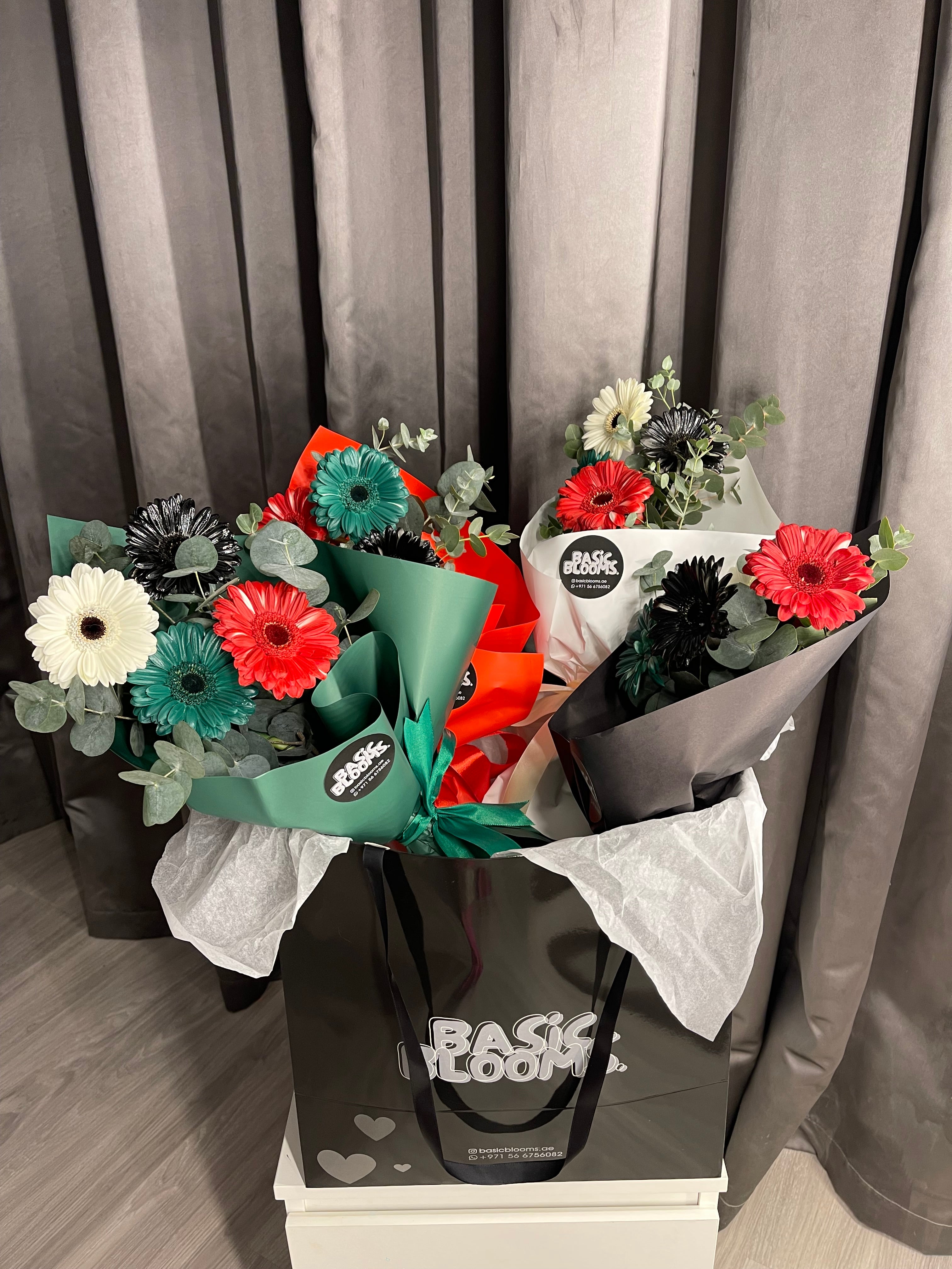 4 mini bouquet 🇦🇪