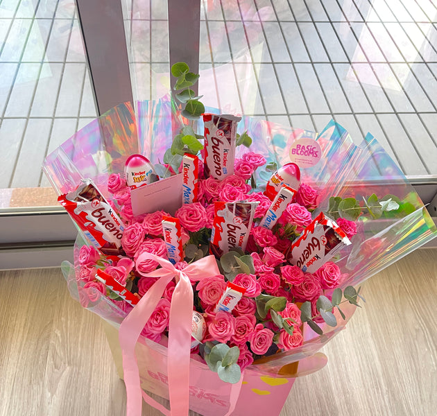 Flowers & kinder bouquet