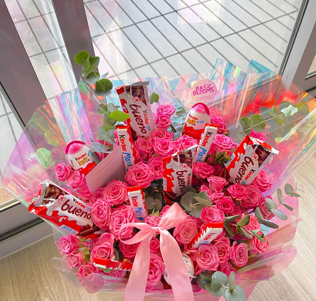 Flowers & kinder bouquet