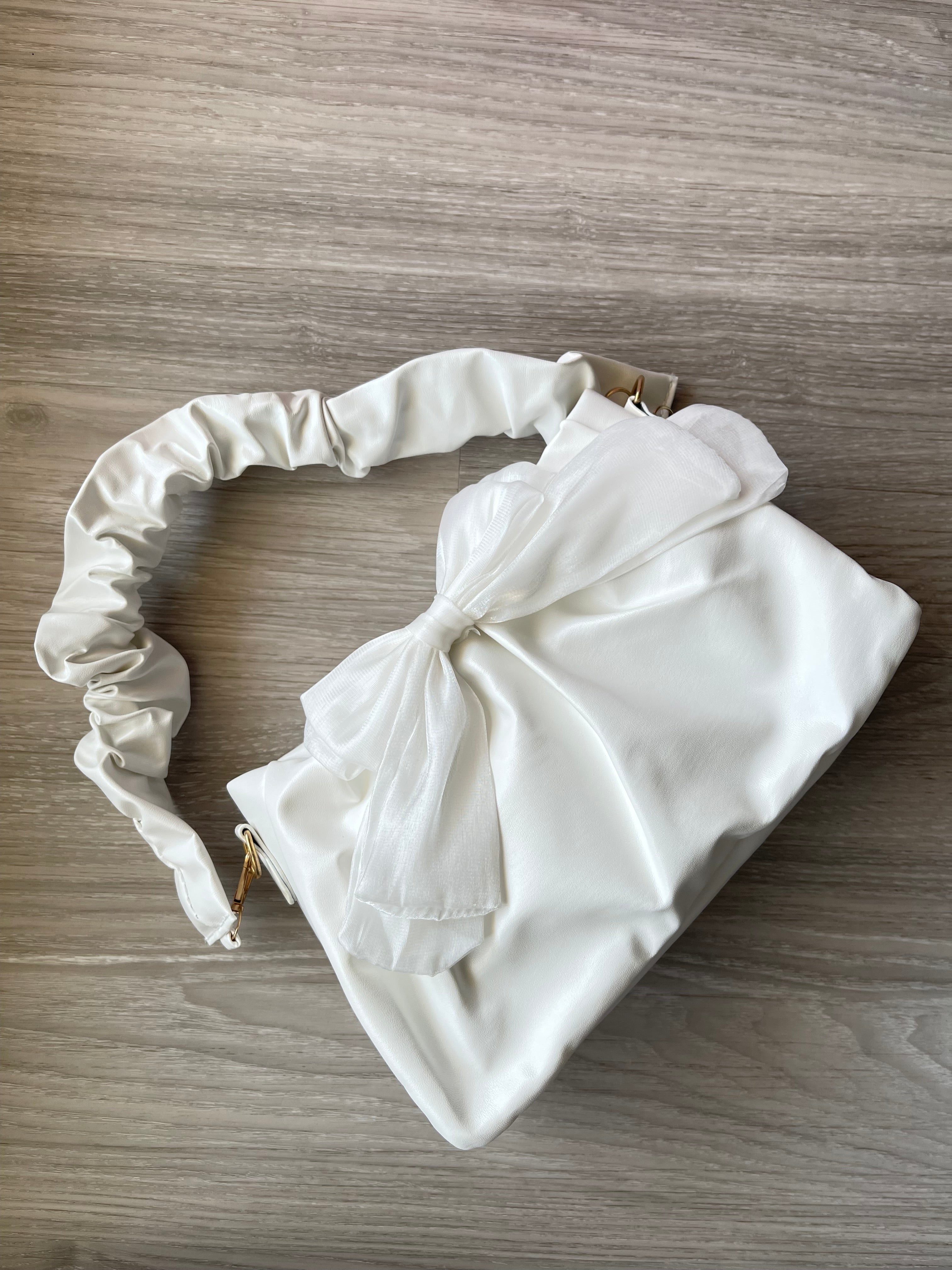 White bow bag