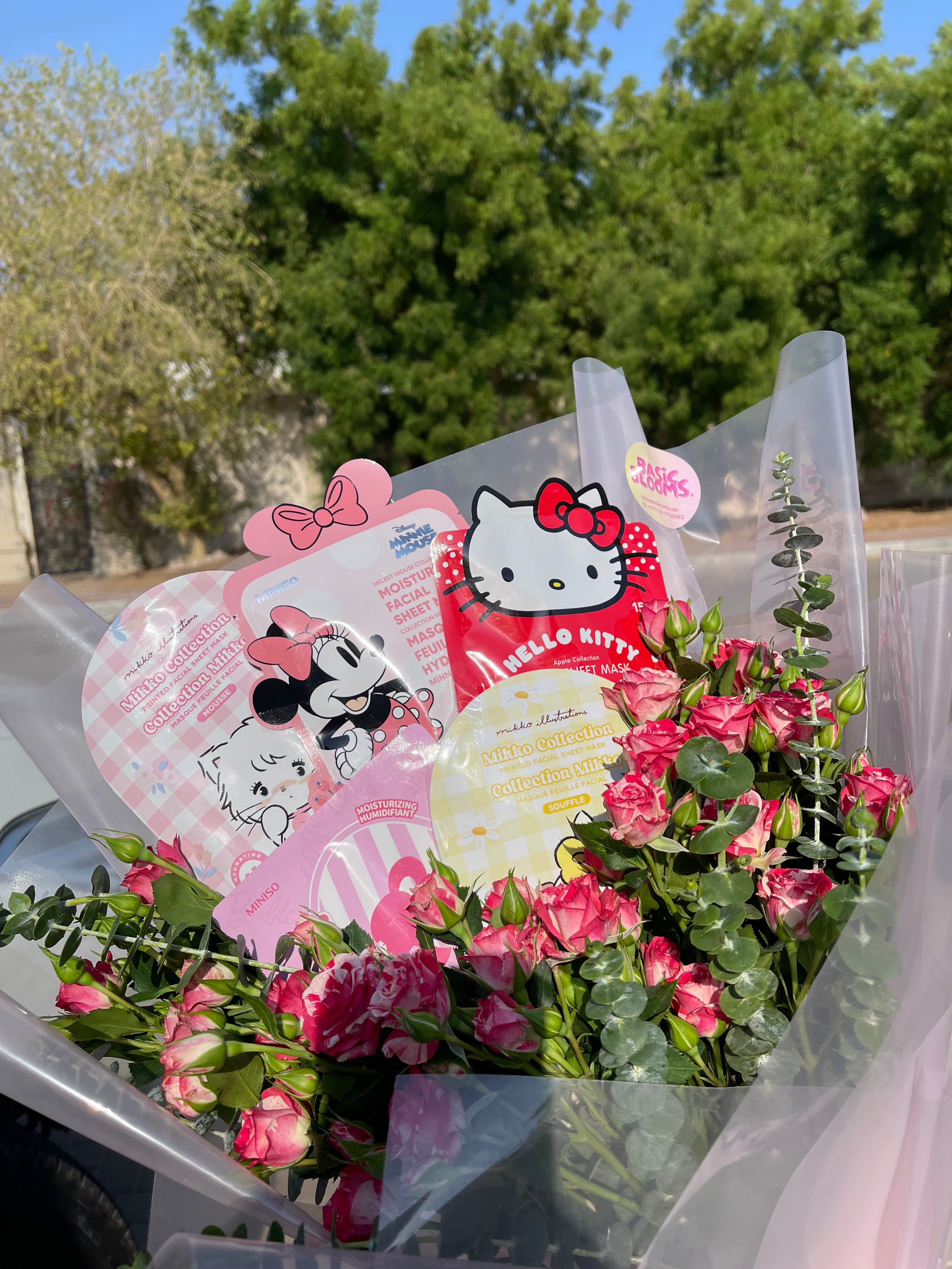 Masks & Flowers bouquet🎀