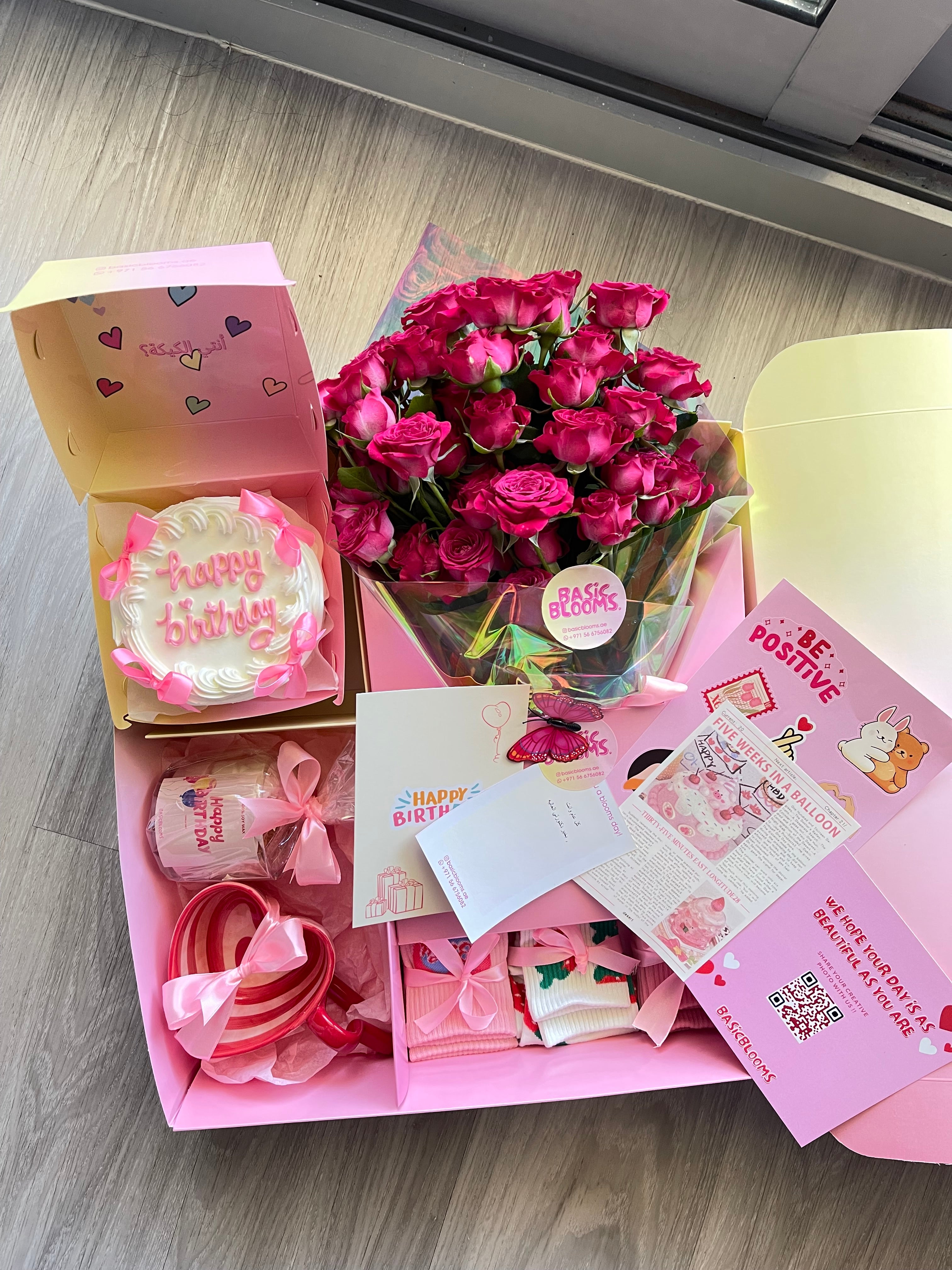 Pink birthday box(10)💕